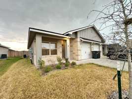 featured image of 910 Cherry Laurel Ln