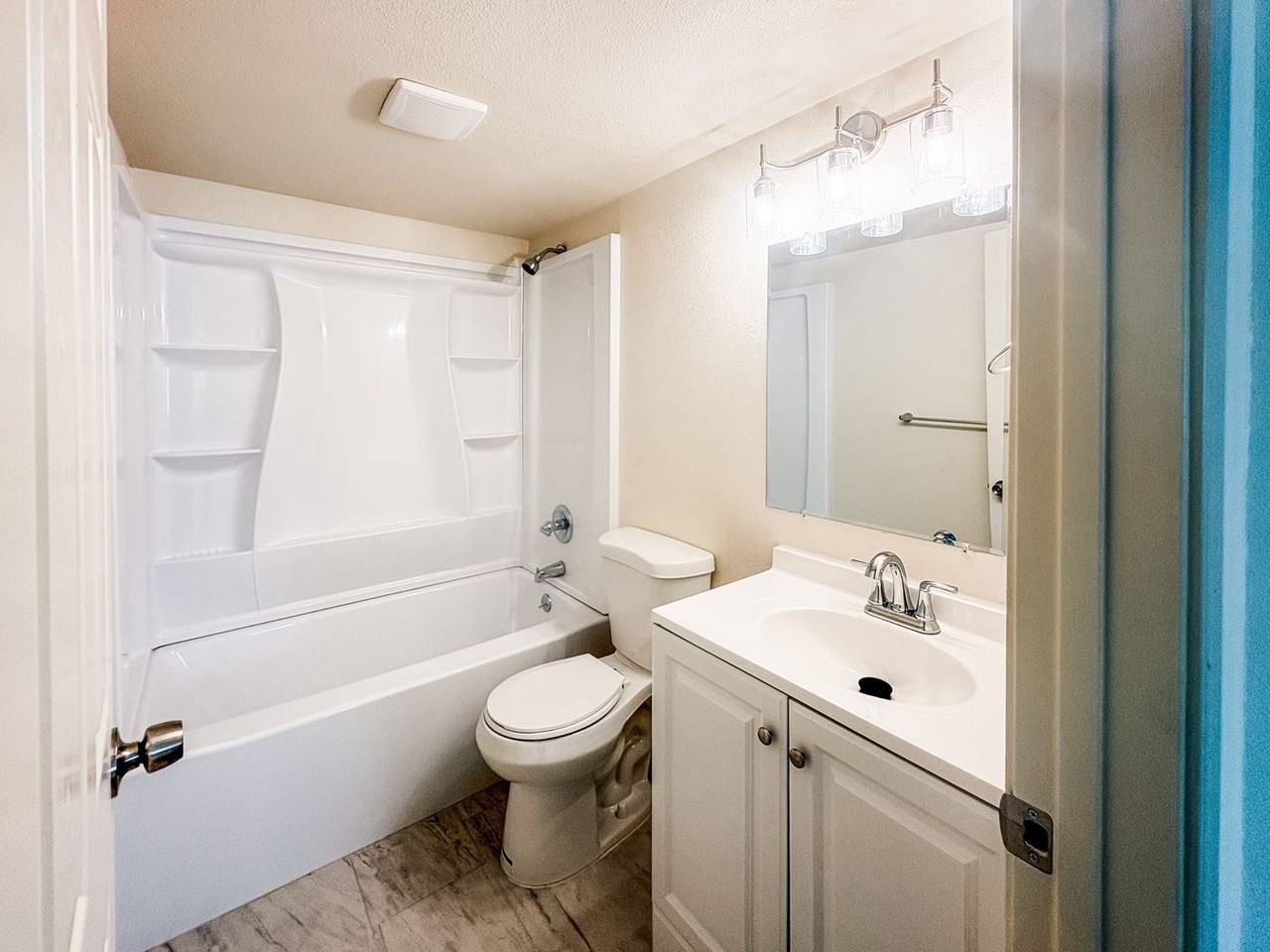 2615 E Greenway Rd - Photo 6 of 6