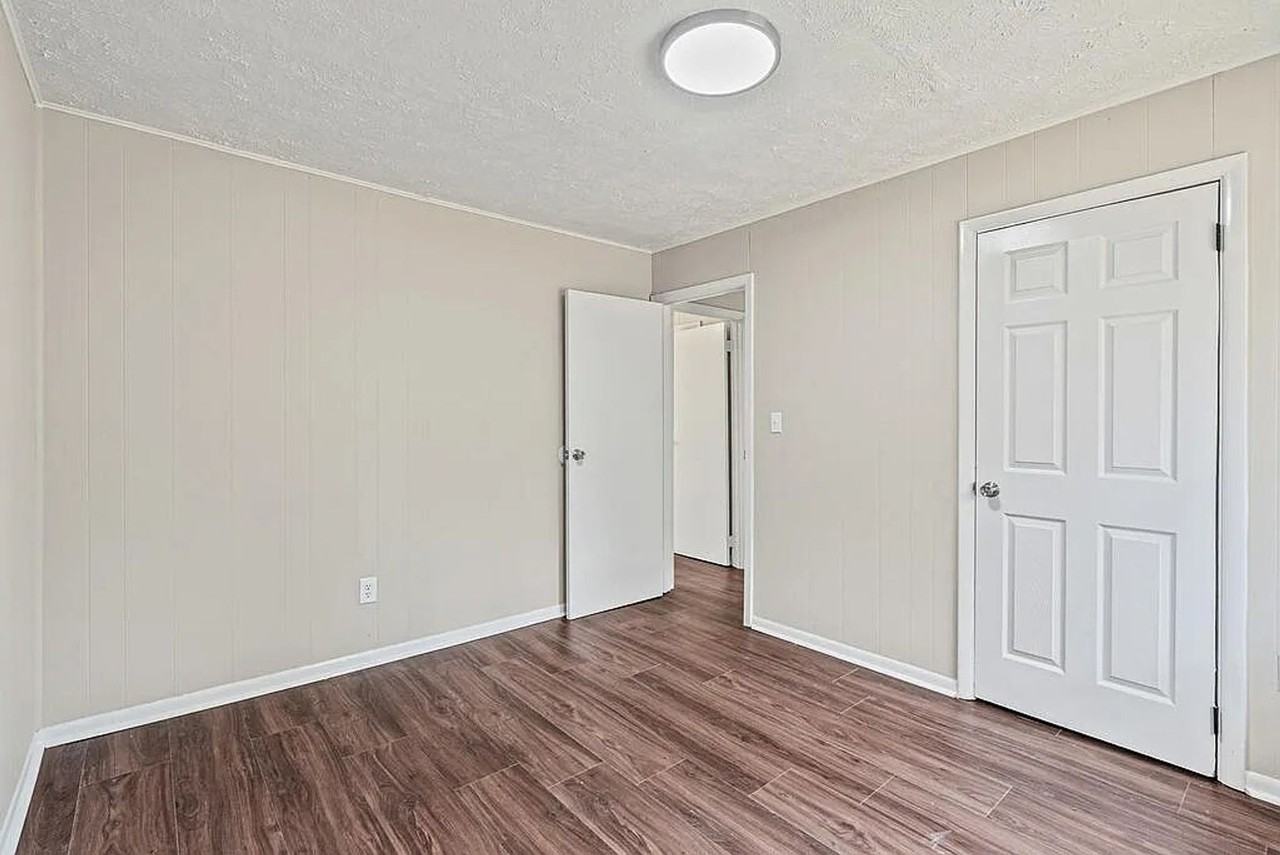 403 Pride St - Photo 4 of 20