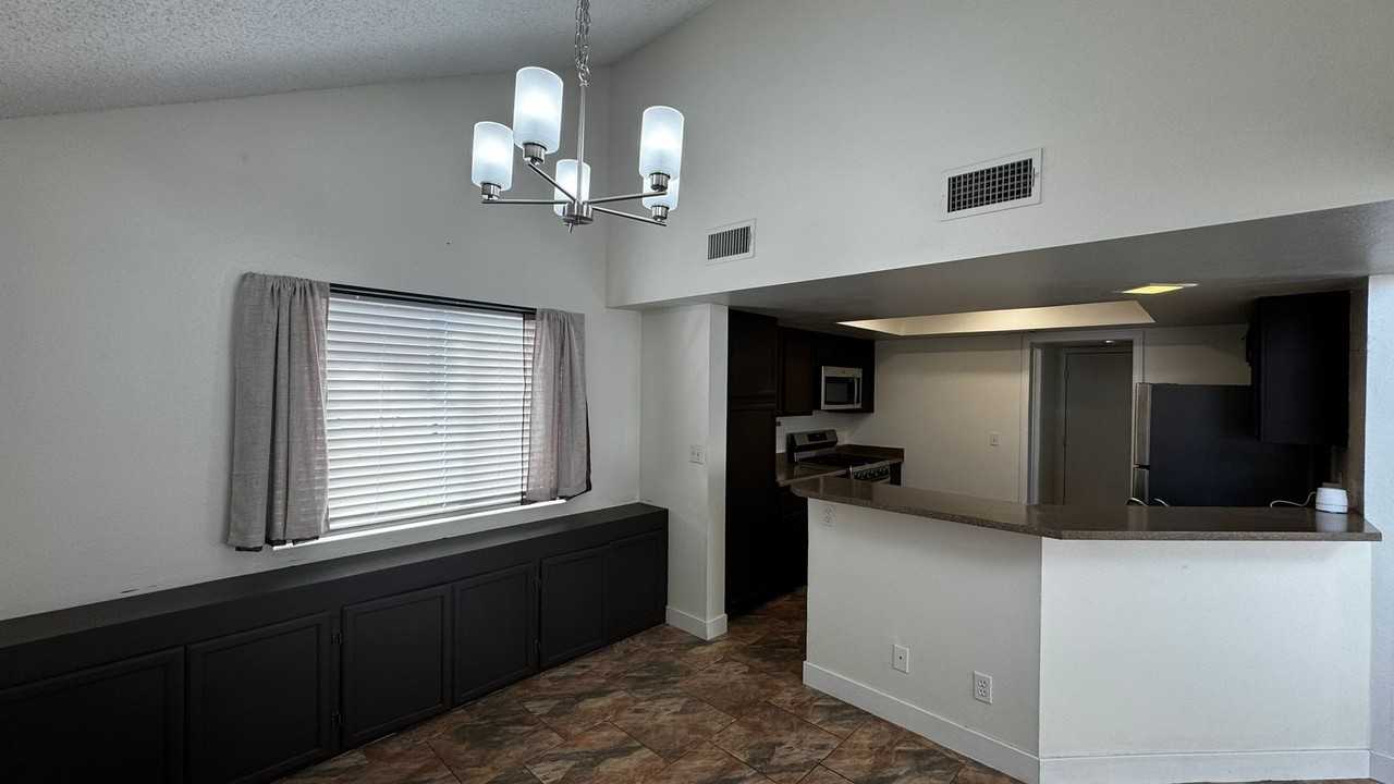 317 Warmside Dr - Photo 6 of 23