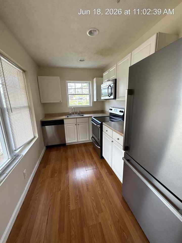 244 McClane St. - Photo 3 of 46