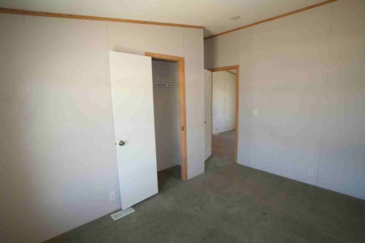 2706 Cahill St - Photo 6 of 11