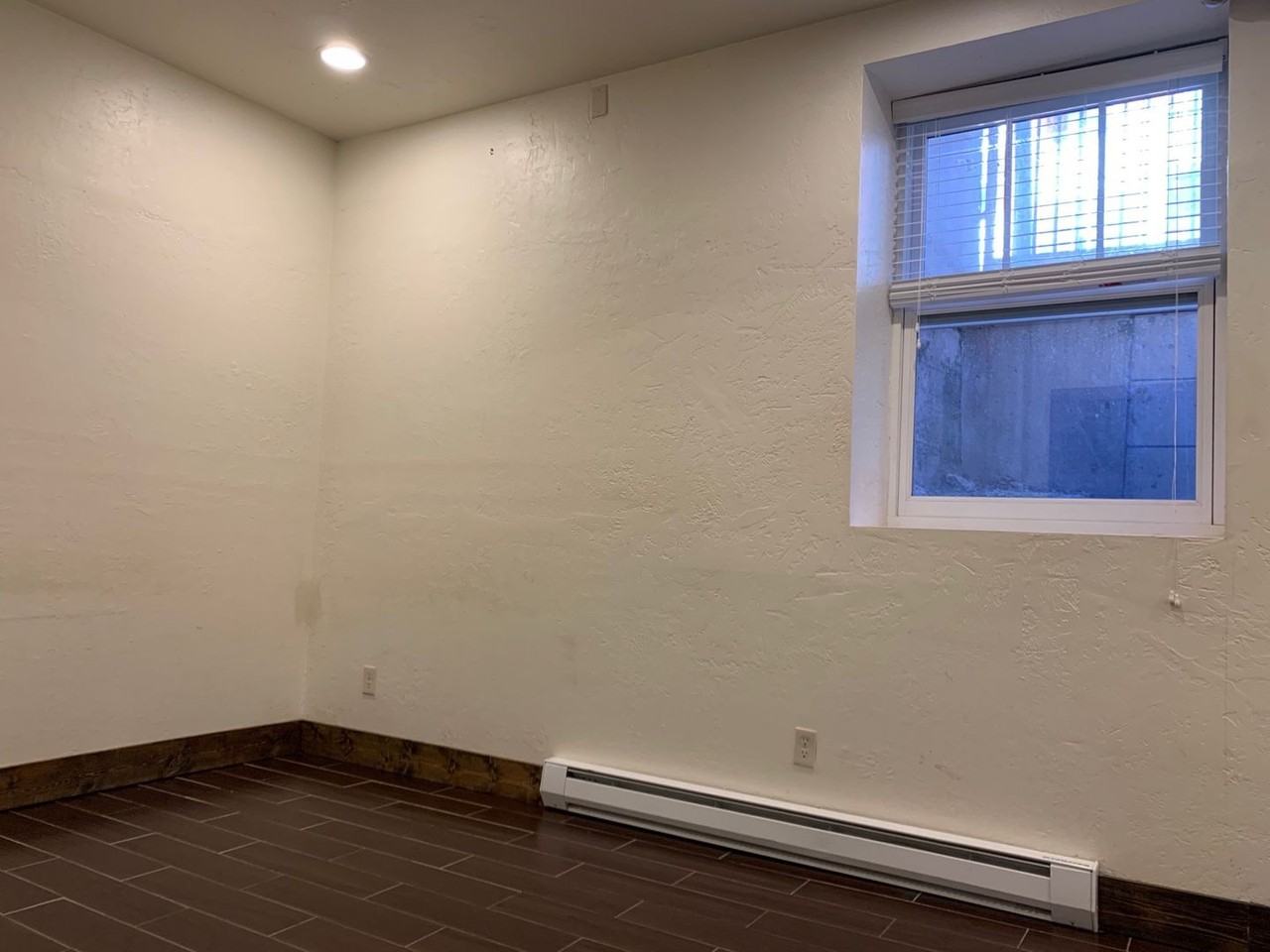 Blackmore Apartments - Photo 5 of 11