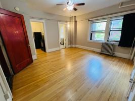 featured image of 206 W Lawrence St