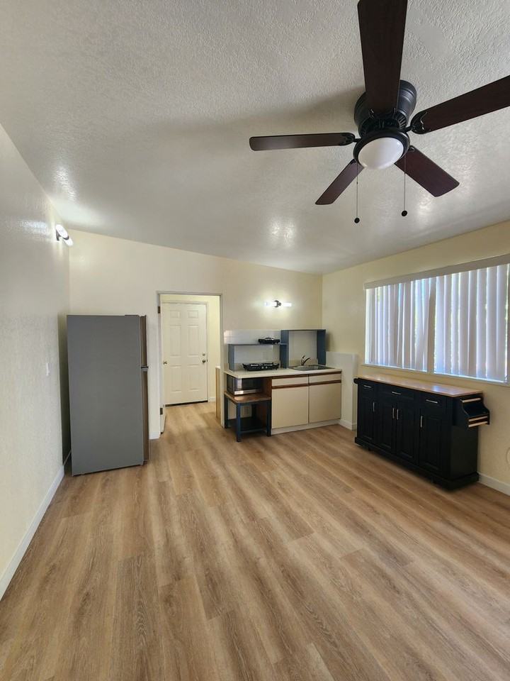 754 Atlantic City Ave - Photo 5 of 8