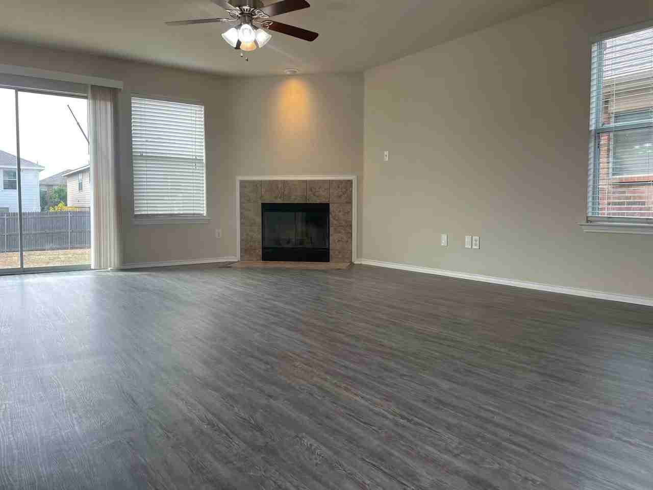 2140 Biggs St - Photo 6 of 19