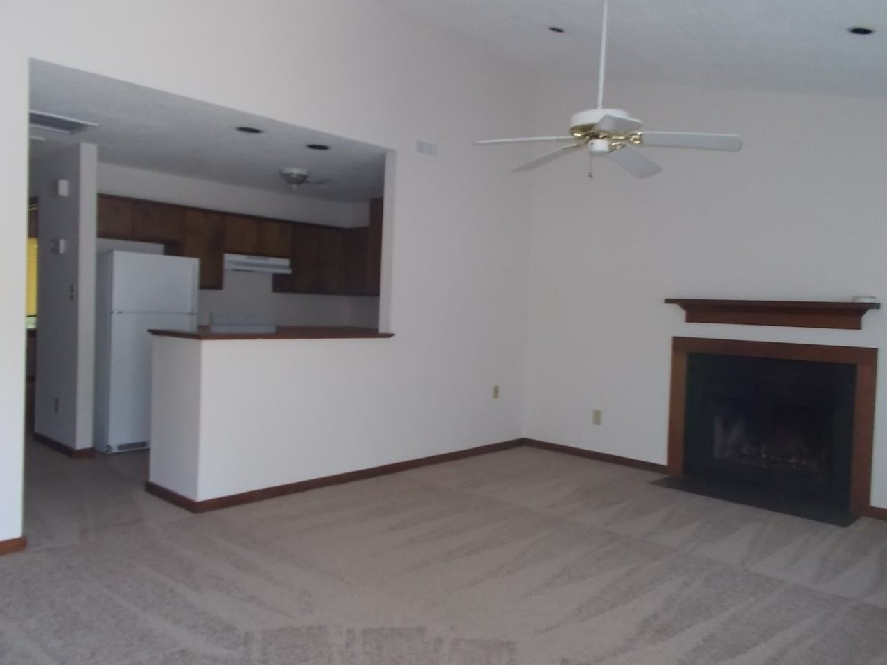 1533 College Way - Photo 5 of 22