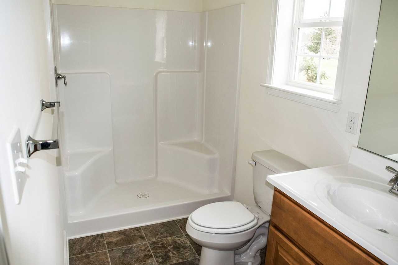 144 Revolutionary Blvd - Photo 3 of 6