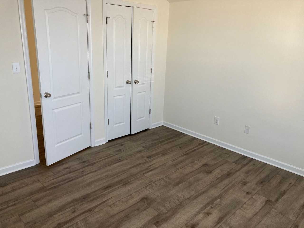 118 Lexington Pl - Photo 6 of 11