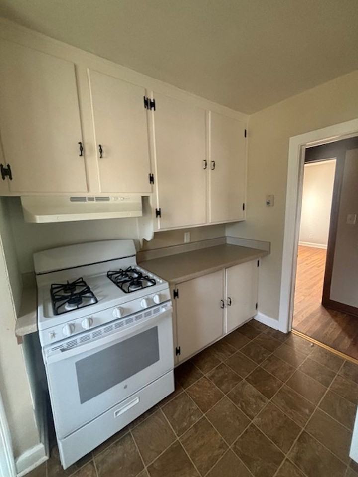 3403 Reid Ave - Photo 7 of 16