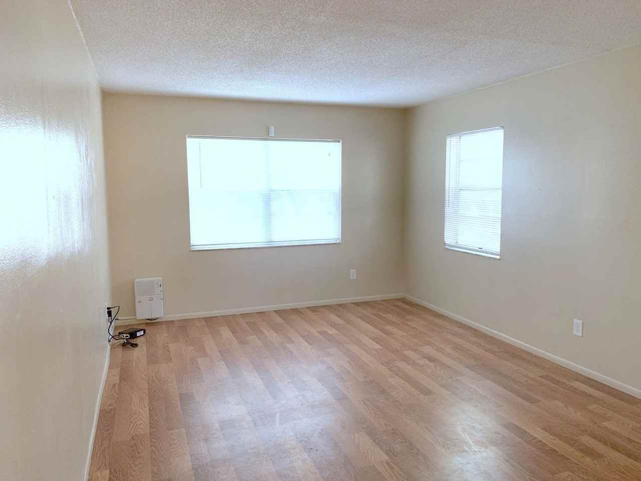 7148 Waterside Dr #31 - Photo 4 of 11