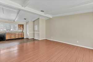 featured image of 2440 Castle Dr