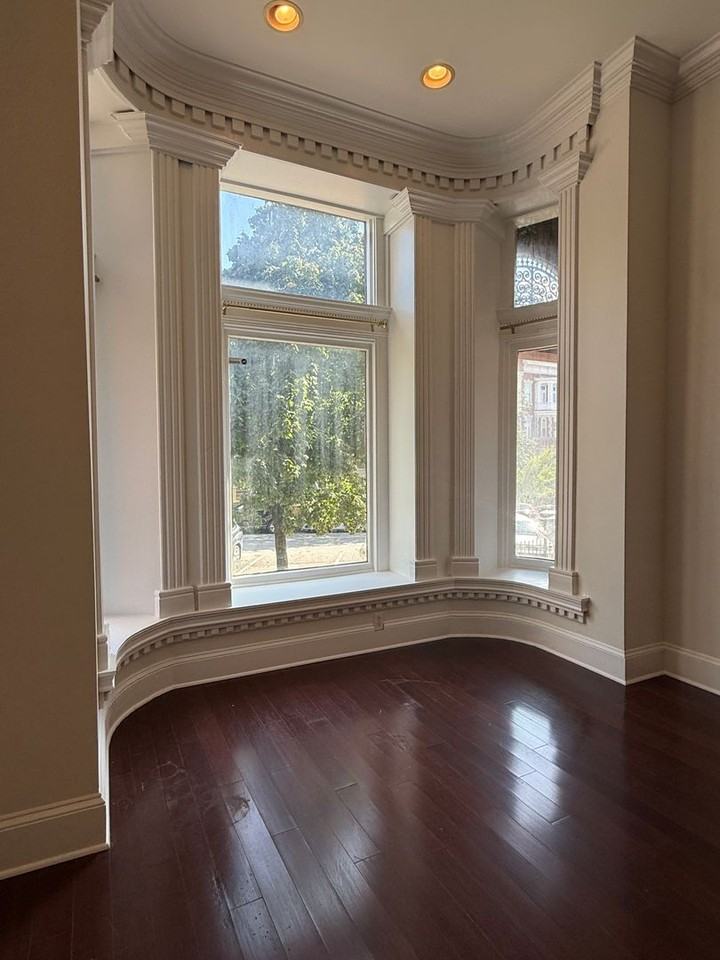 2318 Eutaw Pl - Photo 2 of 21