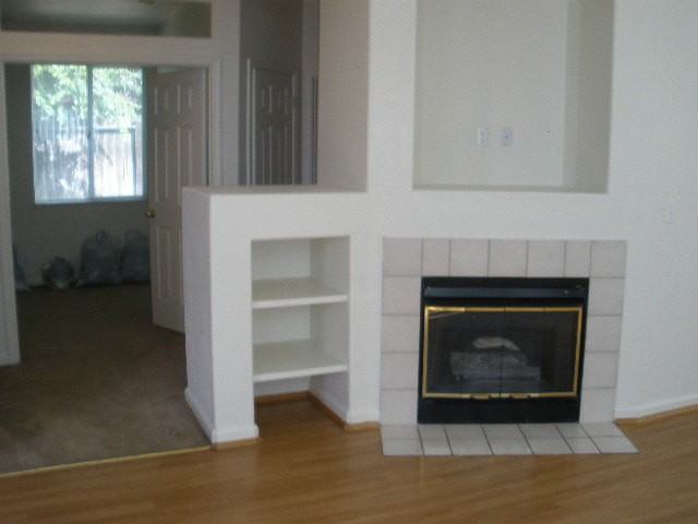 938 Tipperary Dr - Photo 2 of 11