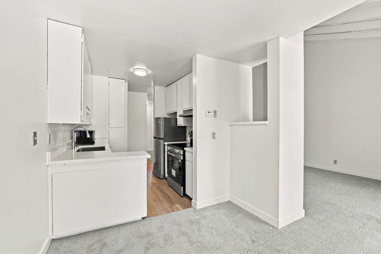 1241 Homestead Ave #200 - Photo 7 of 29