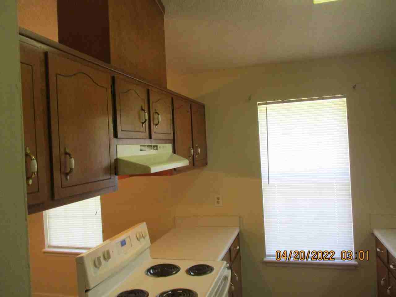 112 Acacia Ct Apt A - Photo 5 of 9