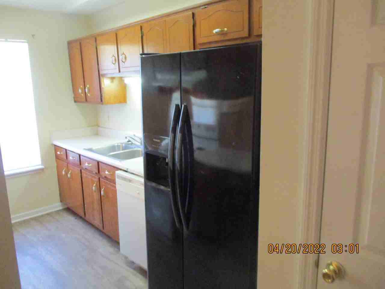112 Acacia Ct Apt A - Photo 6 of 9