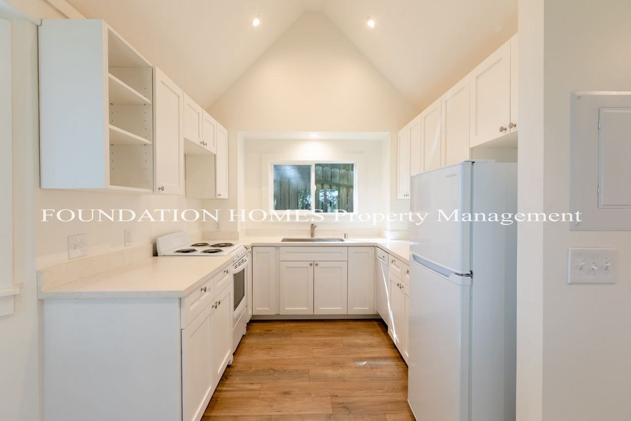 20 Hamilton Ln - Photo 6 of 15