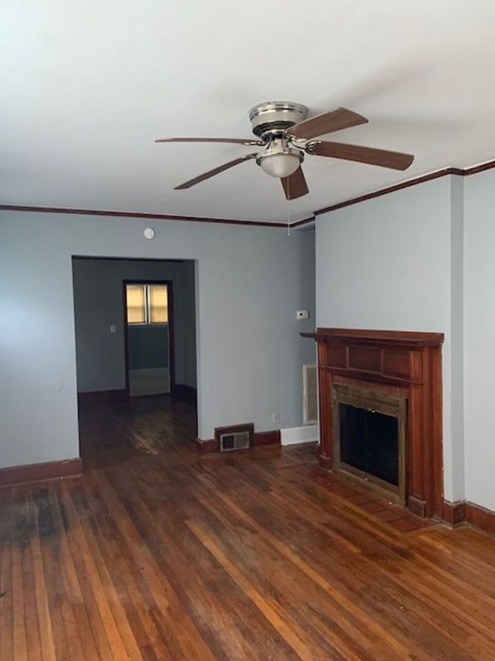 114 Rosemary Rd - Photo 2 of 10