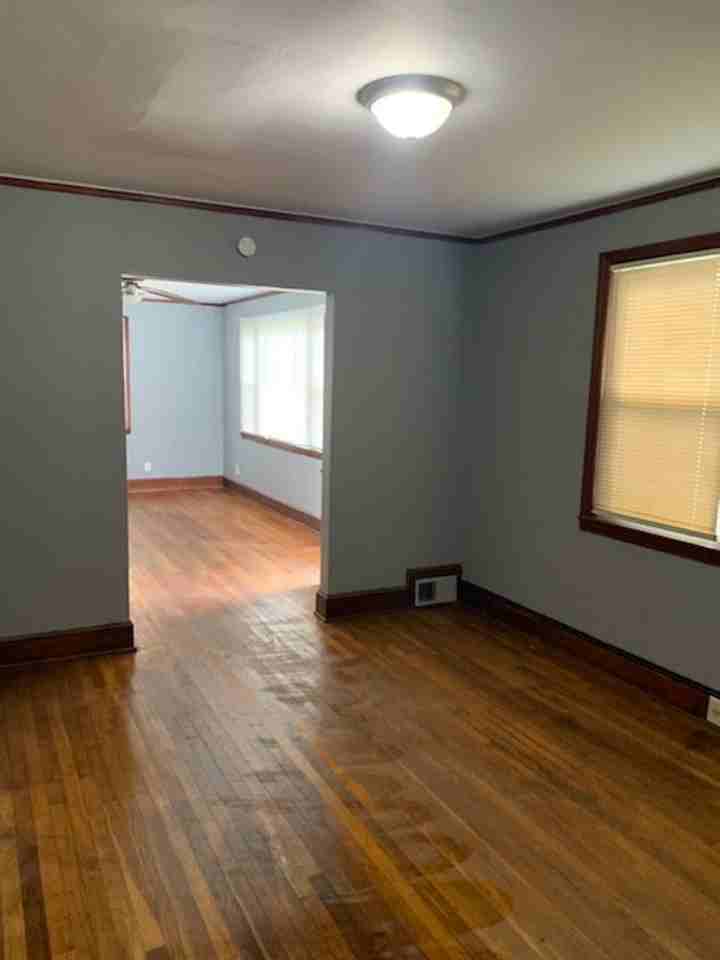114 Rosemary Rd - Photo 6 of 10