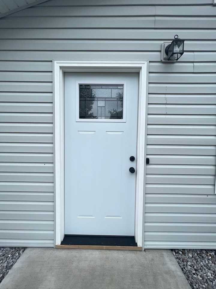 412 N Fort St - Photo 4 of 22