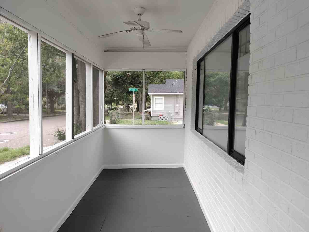 1695 W 2nd St - Photo 3 of 16