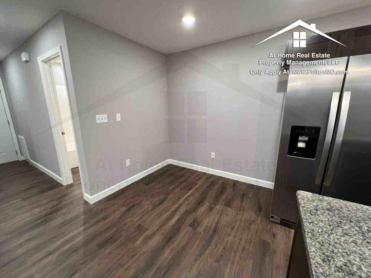 2620 N Bluff St - Photo 7 of 19
