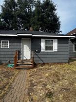 203 S Pine St - Photo 1 of 1