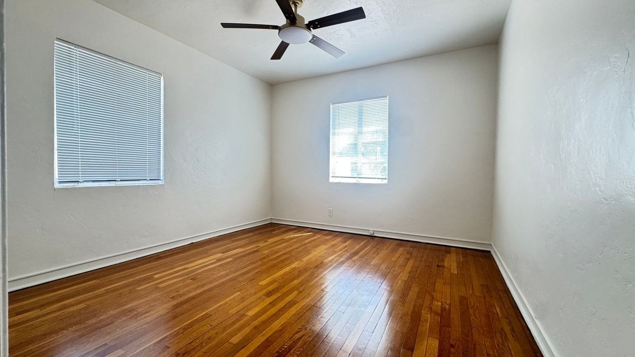 3019 E Drachman St - Photo 6 of 11