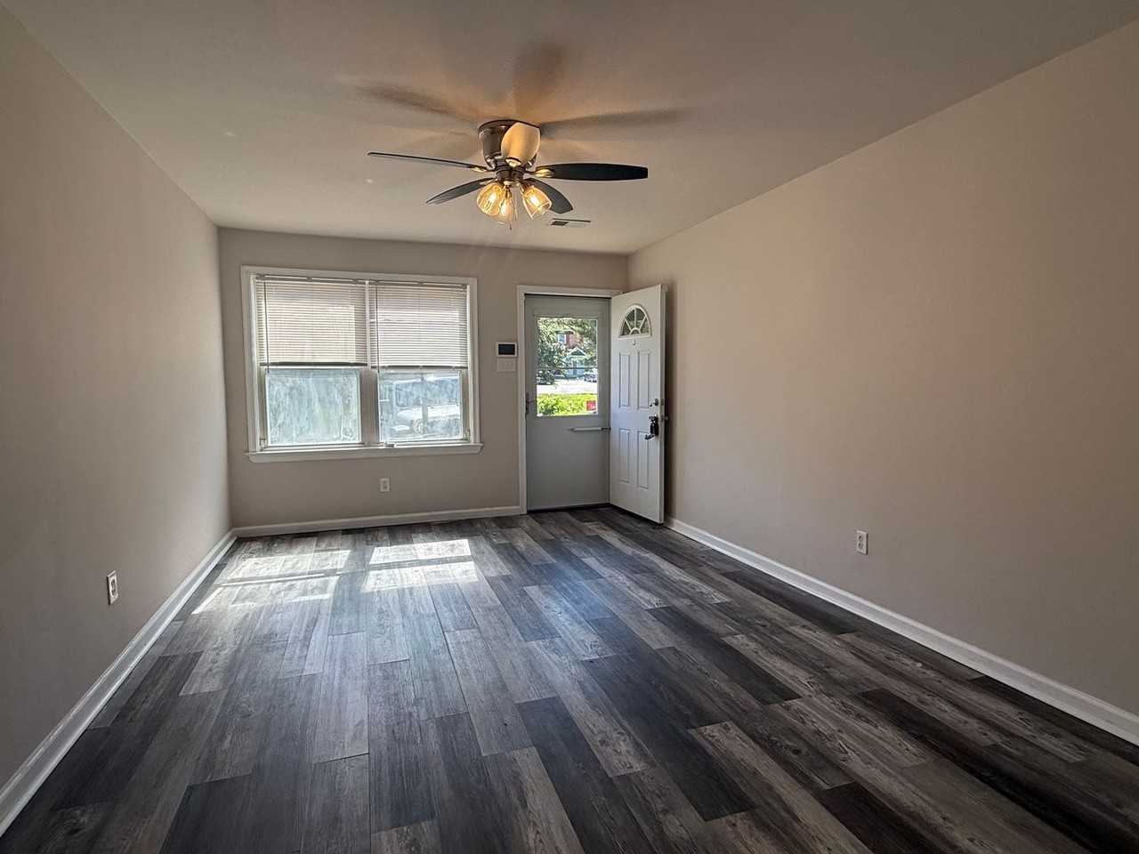 43 Park Vallei Ln - Photo 3 of 17