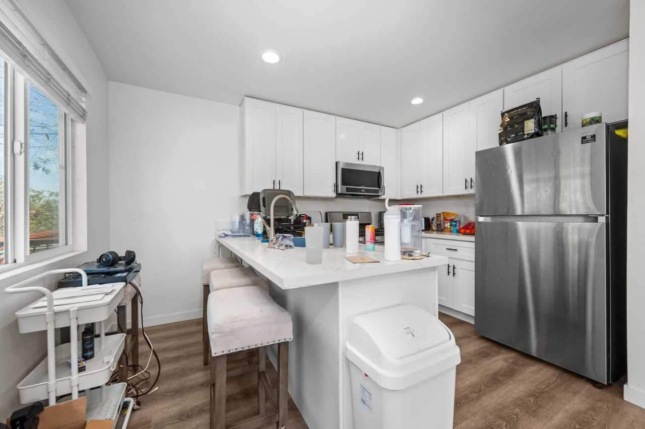 5377 E Falls View Dr - Photo 3 of 21