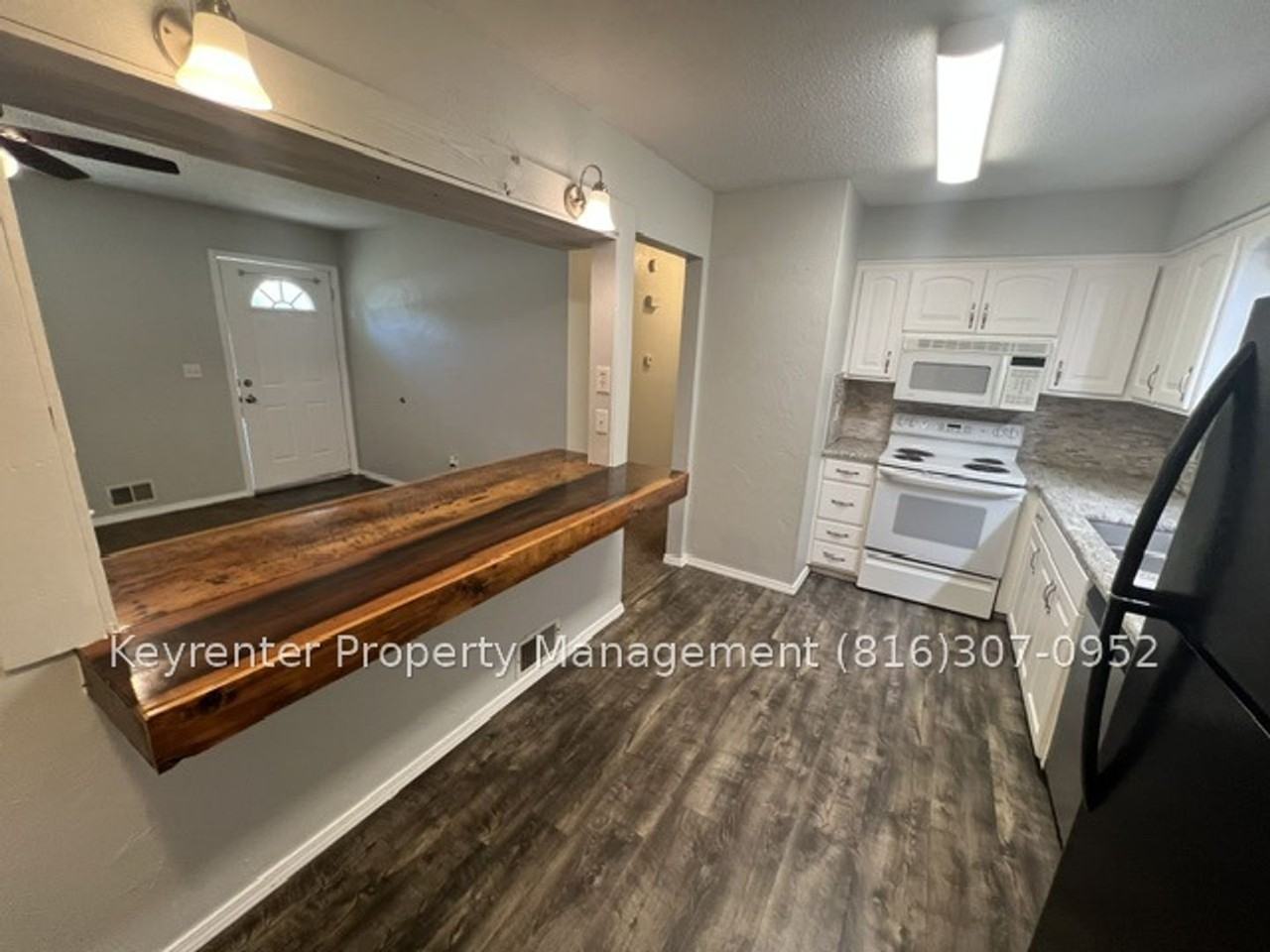 187 Lee Dr - Photo 2 of 16