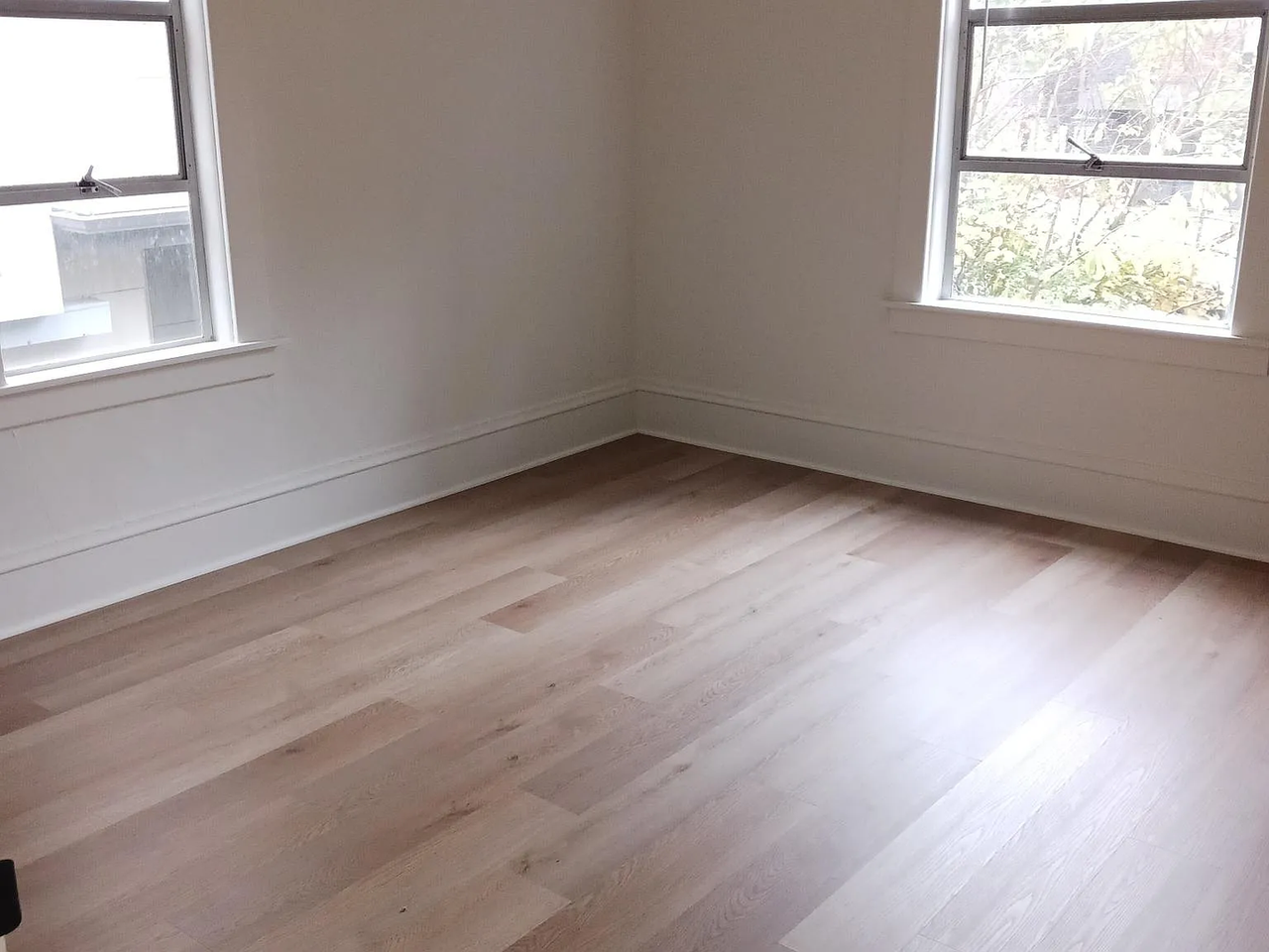 3829 Evanston Ave N - Photo 5 of 20