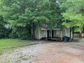 138 Bragg Ave - Photo 1 of 1