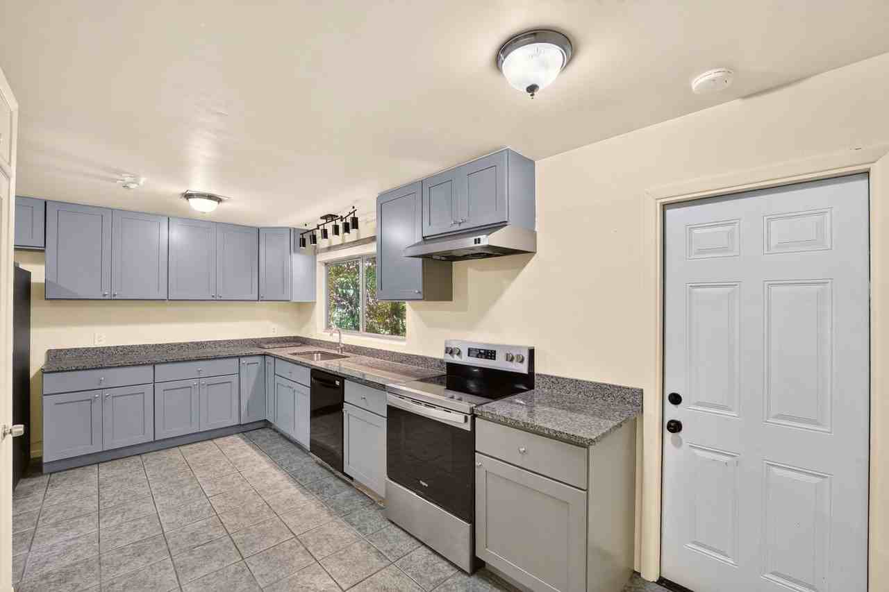 1000 Sw 9th St - Photo 6 of 50