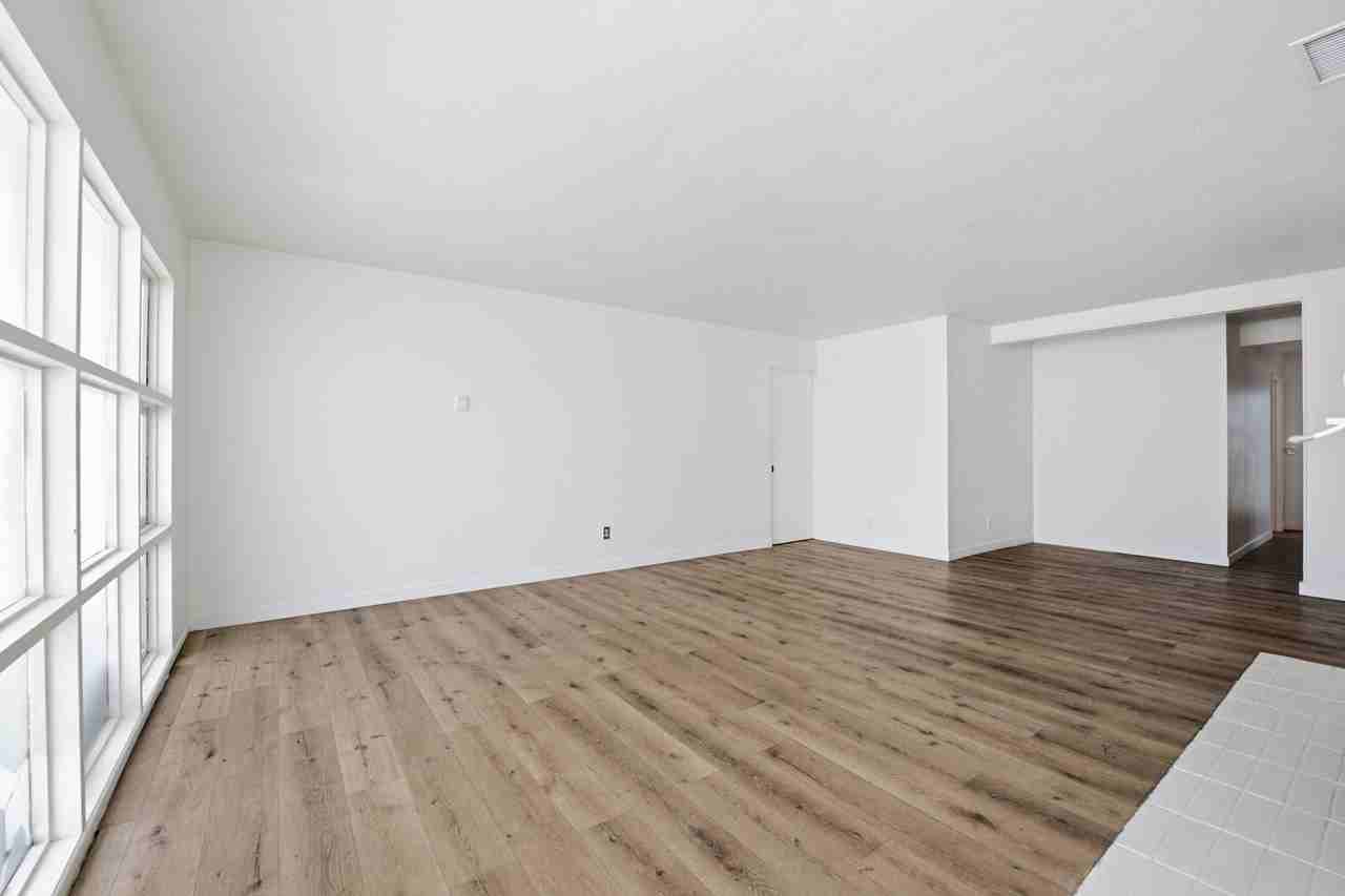 6105 Dorothy Dr - Photo 4 of 27