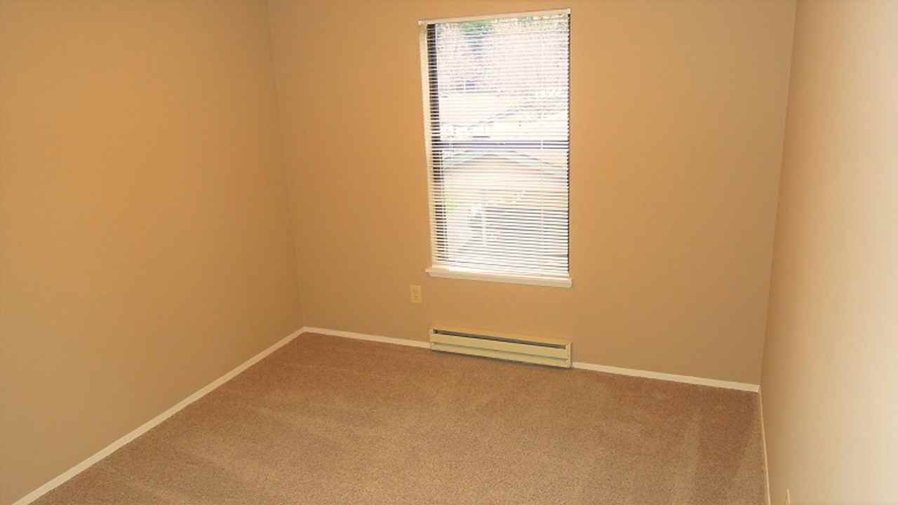 13801 Old Redmond Rd #C205 - Photo 7 of 11