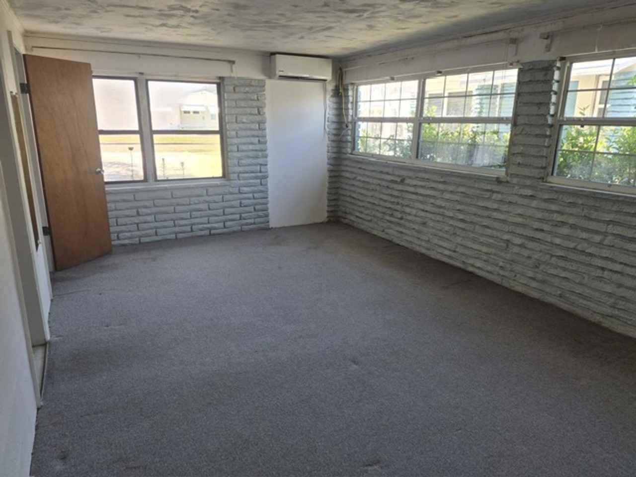 346 San Jose Dr - Photo 5 of 9