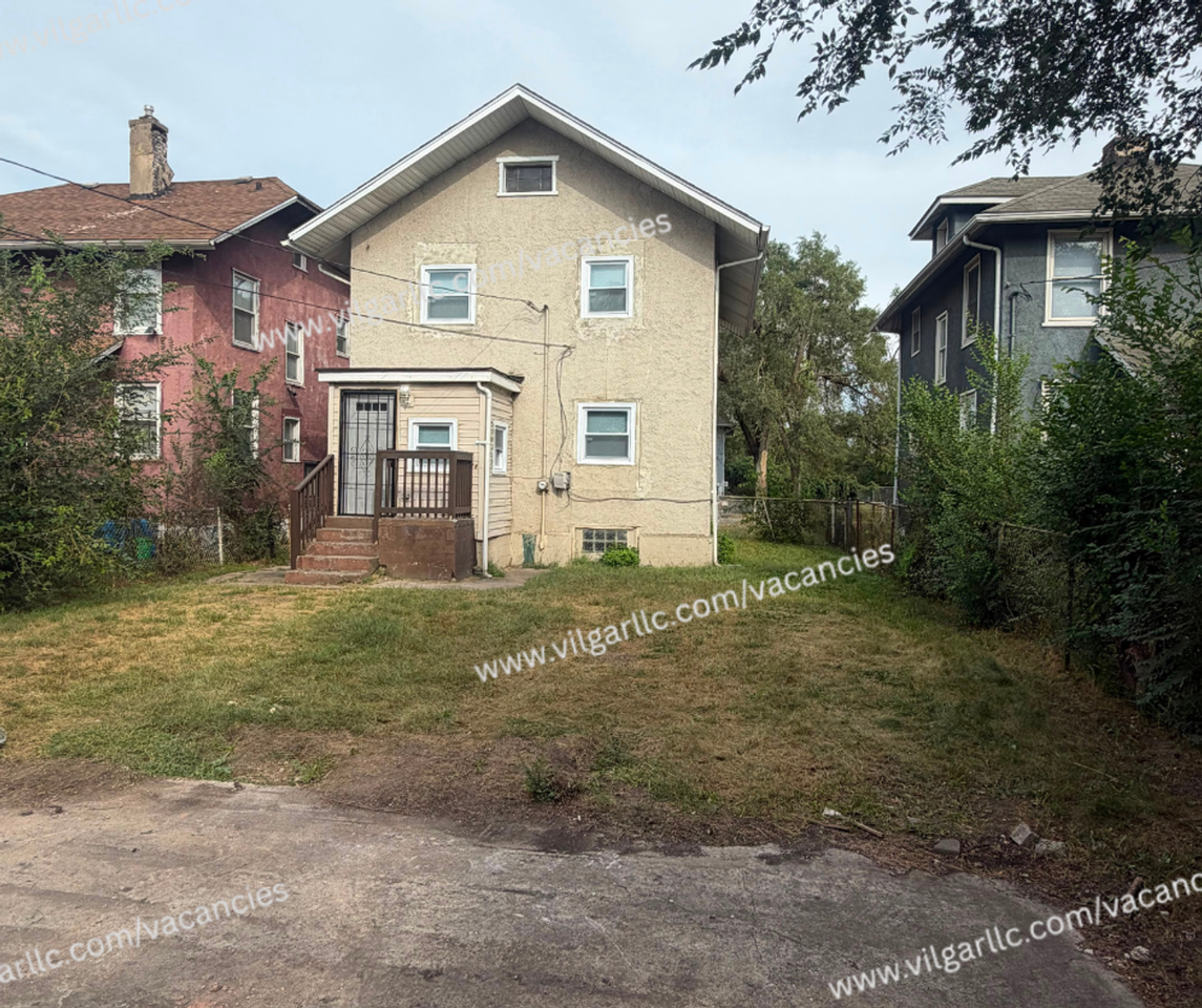 308 Fillmore St - Photo 4 of 30