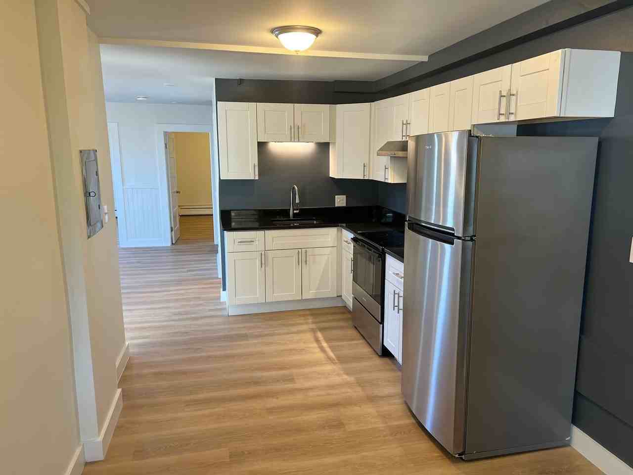 28 Bacon St - Photo 3 of 15
