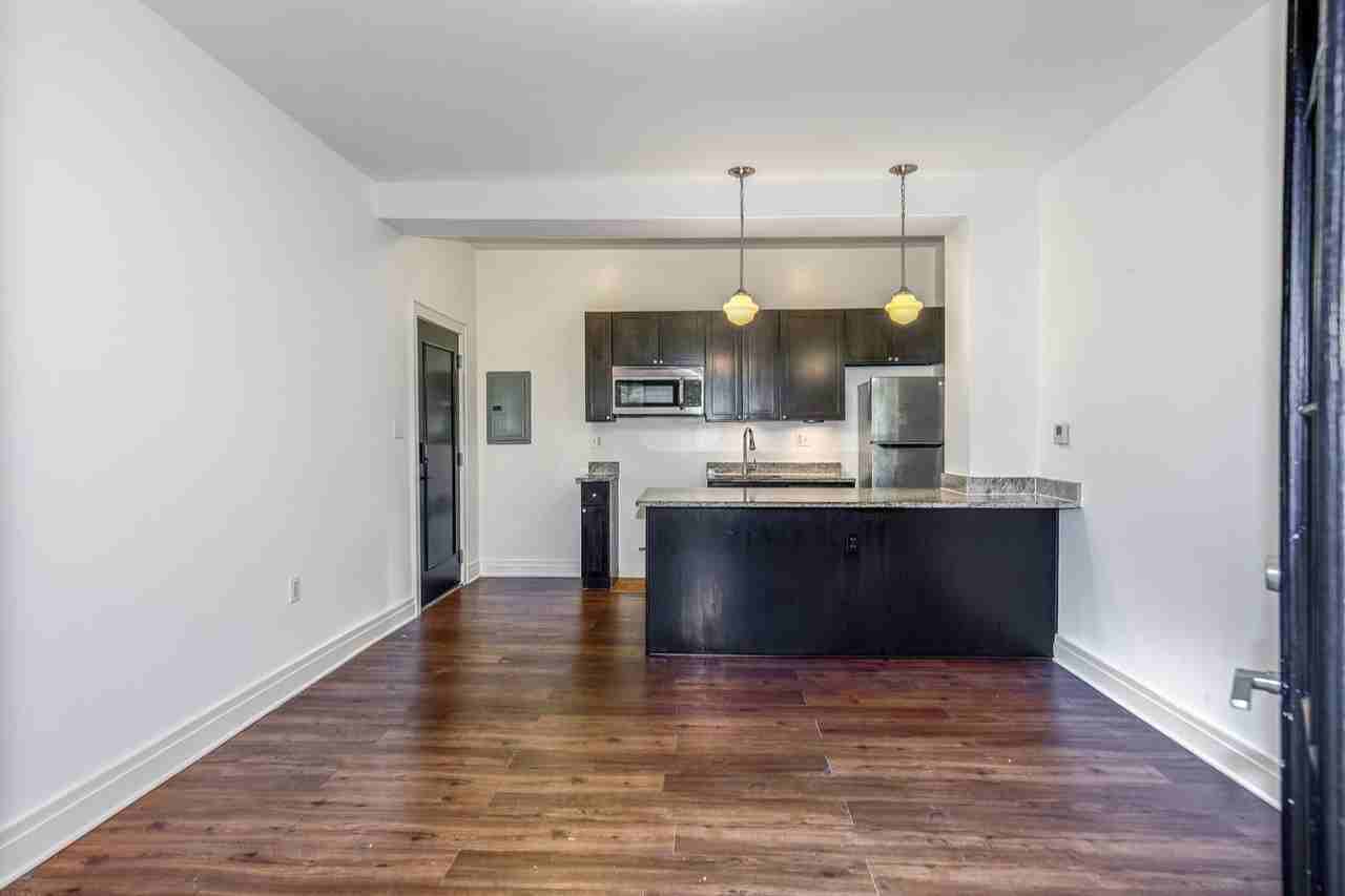The Fitzgerald Apartments - Photo 3 of 12