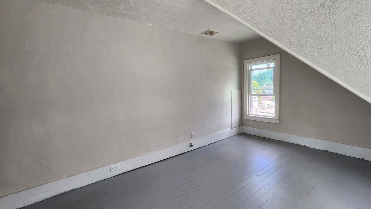 Congress Street/Elm Street, Bradford PA 16701 - Photo 7 of 15