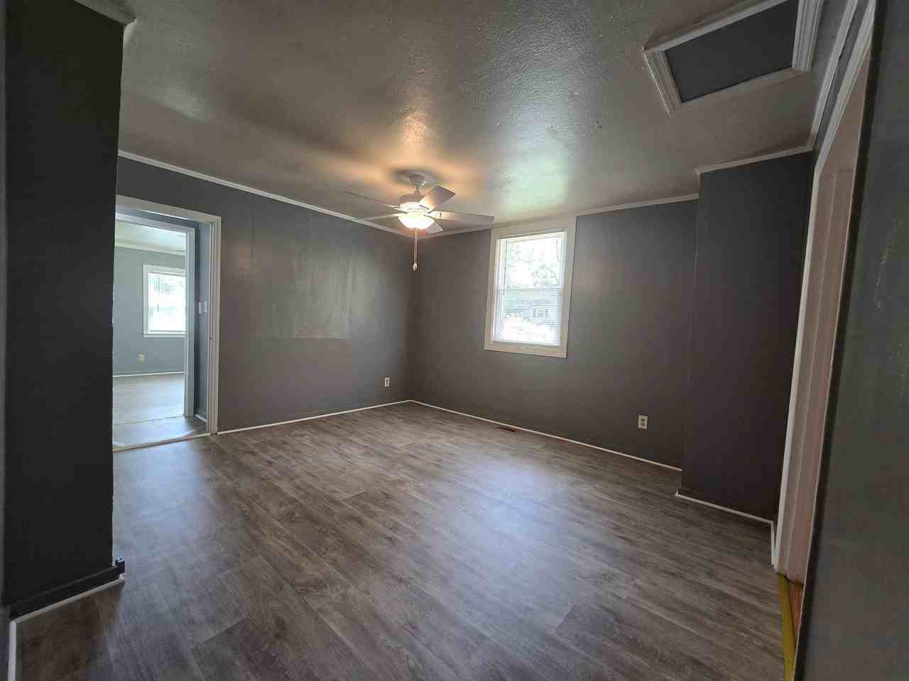 3401 Meade St - Photo 4 of 15