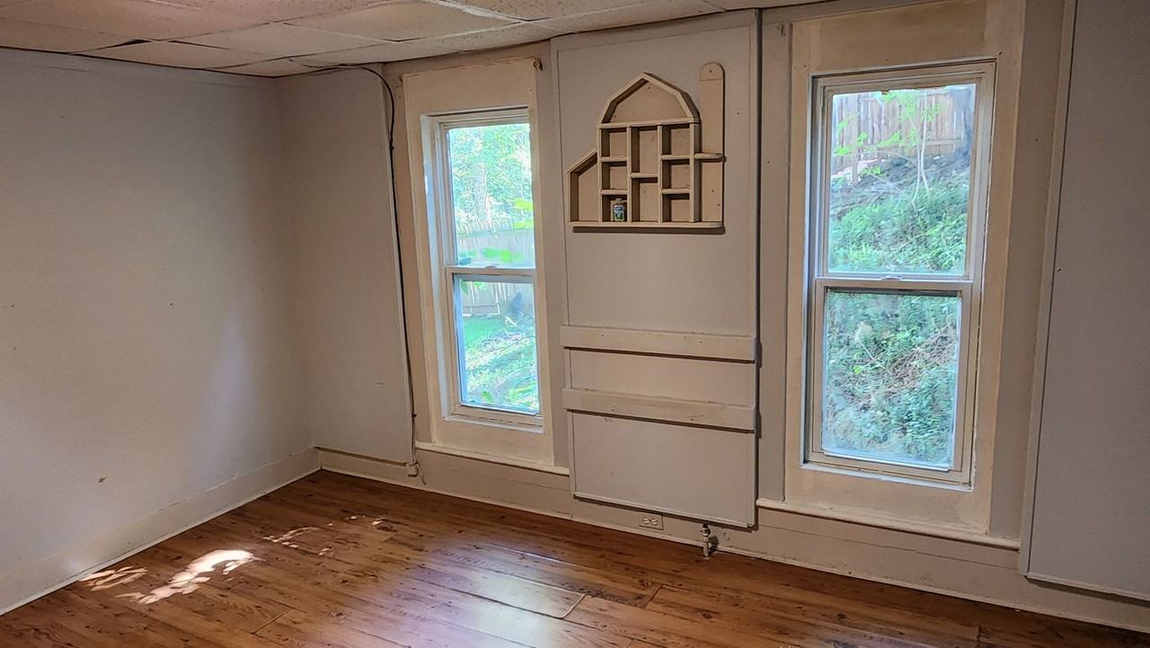 137 South Avenue, Bradford PA 16701 - Photo 3 of 14