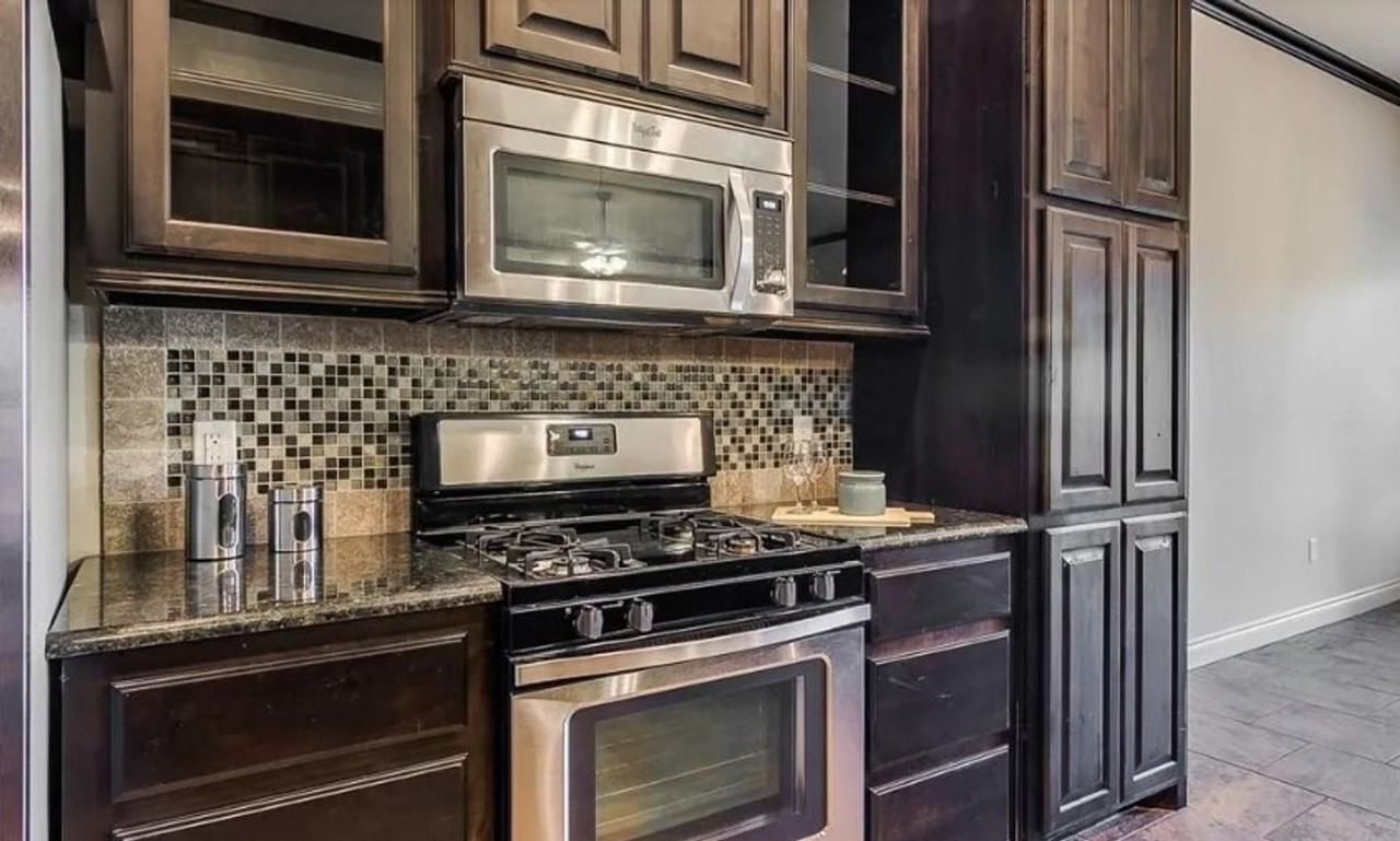 16301 Iron Tree Ln - Photo 3 of 25