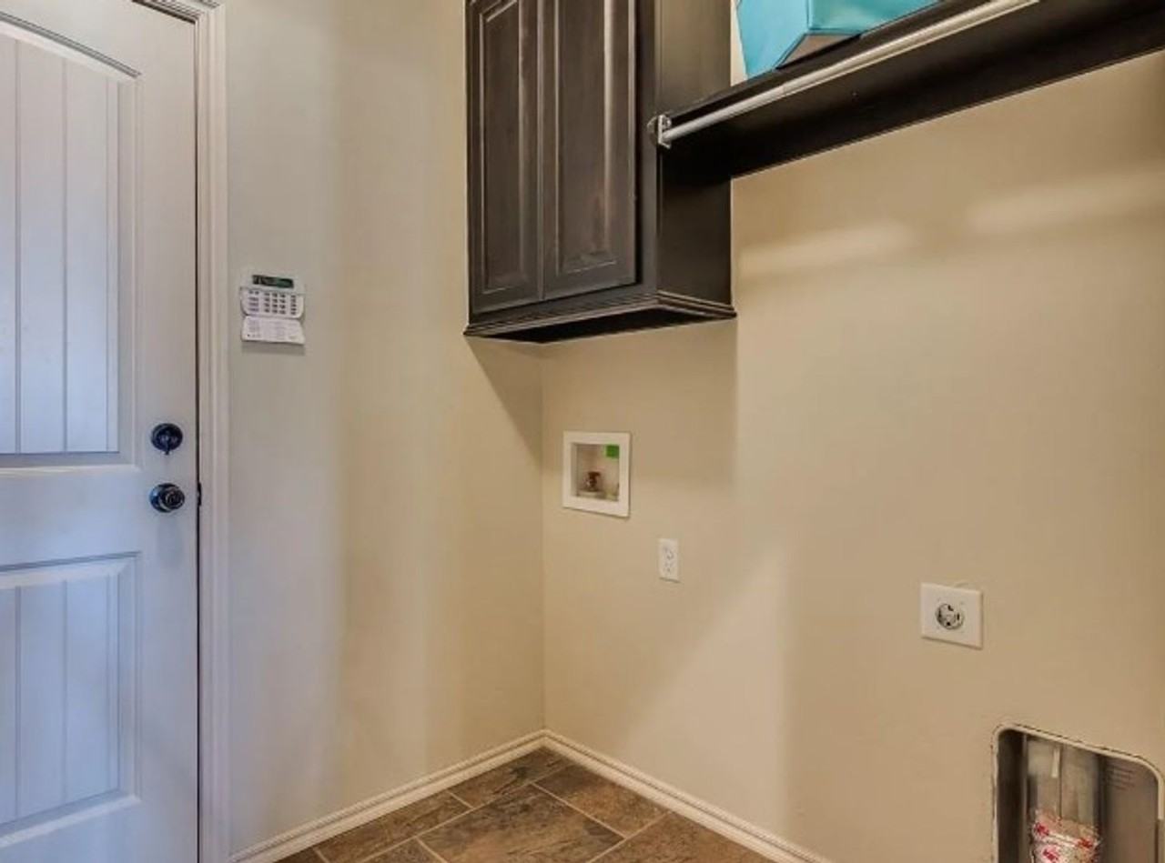 16301 Iron Tree Ln - Photo 5 of 25