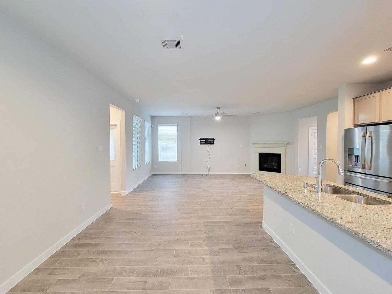 2719 Oakleaf Ash Ln - Photo 7 of 46