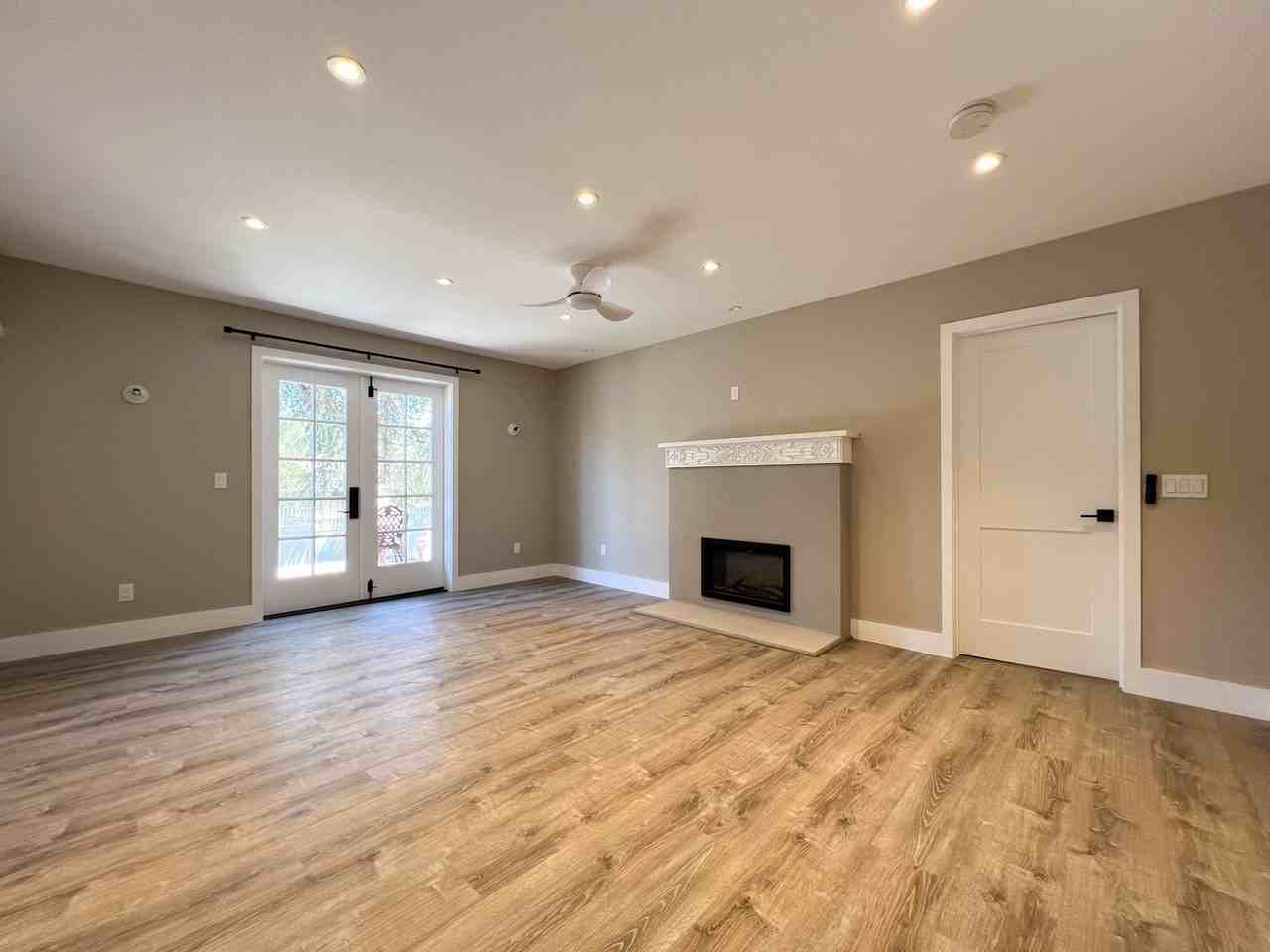 1567 Silverado Trl - Photo 4 of 28