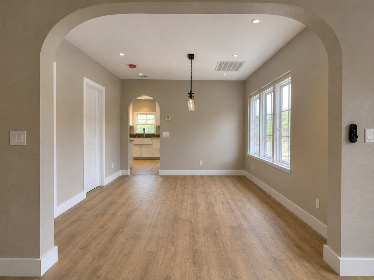 1567 Silverado Trl - Photo 6 of 28