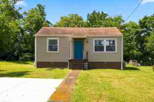 909 42nd Ave N - Photo 1 of 1